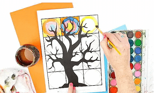 Craft Ideas: Spooky Tree Kandinsky Inspired Circle Art Notes | Study Art and Craft - Class 6