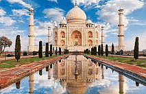 Essay on Taj Mahal - Class 8