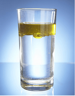 Heterogeneous Mixture: Oil and Water