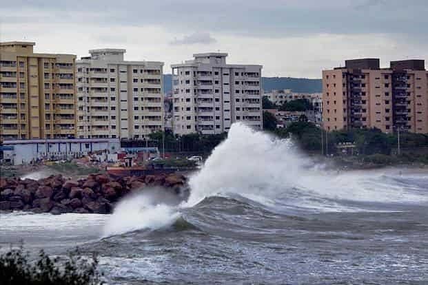 21 killed as Cyclone Hudhud moves into Chhattisgarh